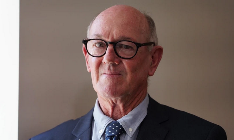 retired-judge-denis-reynolds retired-judge-denis-reynolds